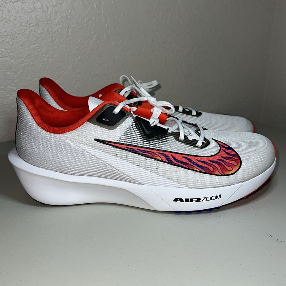 NIKE AIR ZOOM RIVAL FLY 4 NEW, size 13M, 14.5 W, very comfy, last one! HQ3512100